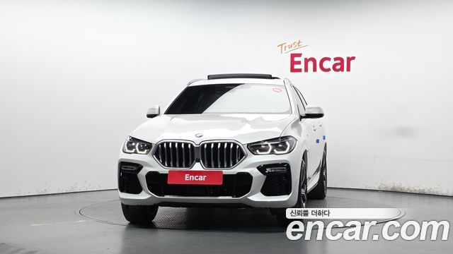 BMW X6 xDrive40i M Sport — пробег 73 043 км — фото 3 из 5