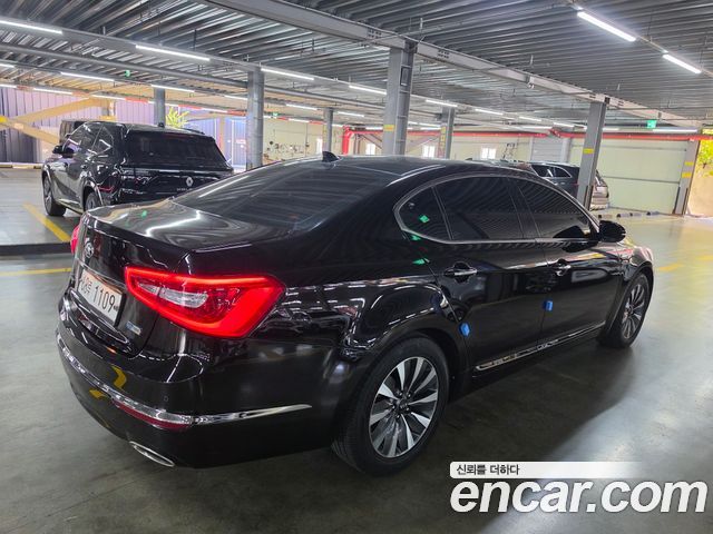 Kia K7 700h Prestige — пробег 233 142 км — фото 5 из 5