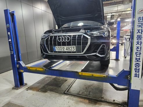 Audi Q3 35 TDI Premium — пробег 59 792 км — фото 1 из 3