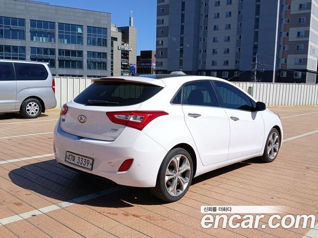 Hyundai i30 Diesel 1.6 VGT Extreme — пробег 148 000 км — фото 4 из 5
