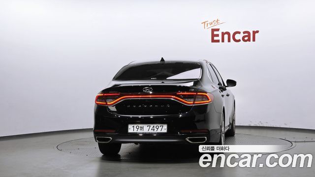 Hyundai Grandeur из Кореи Encar