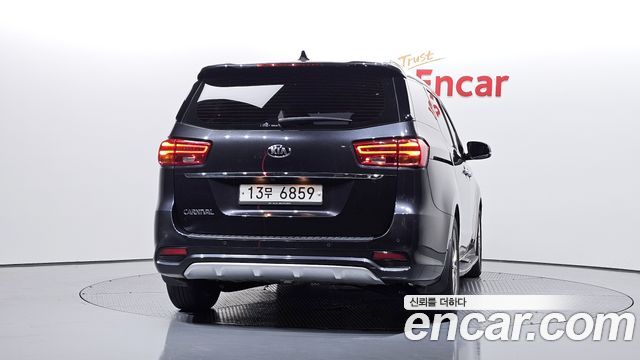 Kia Carnival 9-Seater Noblesse — пробег 86 439 км — фото 4 из 5