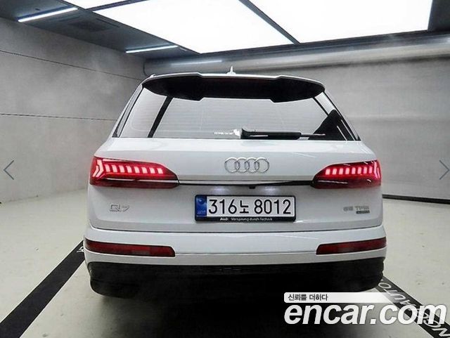 Audi Q7 55 TFSI Quattro Premium — пробег 26 585 км — фото 3 из 5