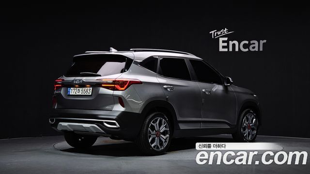 Kia Seltos из Кореи Encar