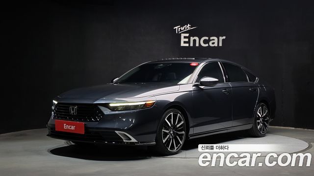 Honda Accord 2.0 Hybrid Touring — пробег 65 429 км — фото 1 из 5