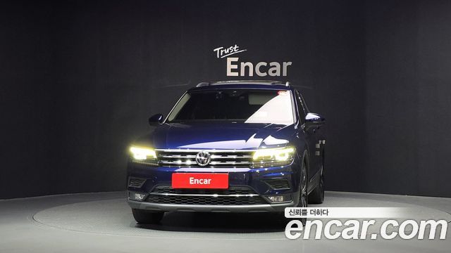 Volkswagen Tiguan 2.0 TDI Prestige — пробег 136 793 км — фото 3 из 5
