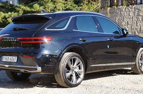Genesis GV70 2.5T Gasoline 2WD — пробег 26 400 км — фото 4 из 5