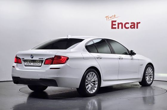 BMW 5-Series 528i xDrive M Aero Dynamic — пробег 143 846 км — фото 2 из 5