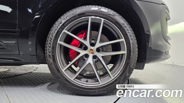 Porsche Macan 2.9 S — пробег 76 451 км — фото 5 из 5
