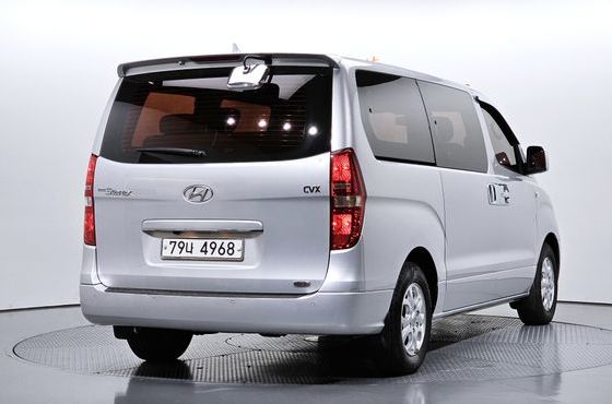 Hyundai Starex 12-Seater Wagon CVX Luxury — пробег 83 646 км — фото 2 из 5