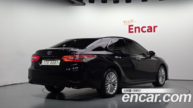 Toyota Camry из Кореи Encar