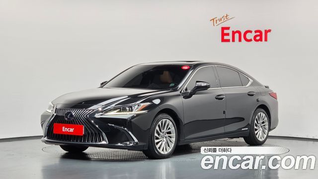 Lexus ES Luxury Plus — пробег 40 271 км — фото 1 из 5