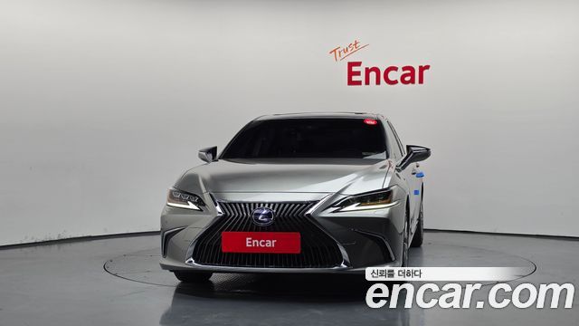 Lexus ES Executive — пробег 89 463 км — фото 3 из 5