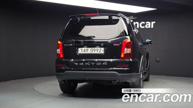 Ssangyong Rexton 2.2 4WD Noblesse — пробег 254 489 км — фото 4 из 5