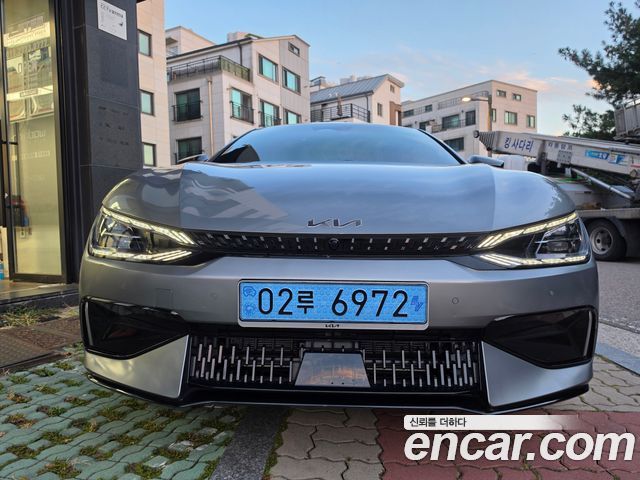 Kia EV6 GT 4WD — пробег 17 500 км — фото 1 из 5
