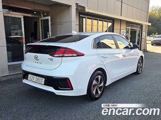 Hyundai Ioniq из Кореи Encar
