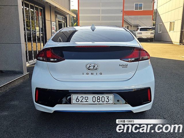 Hyundai Ioniq из Кореи Encar