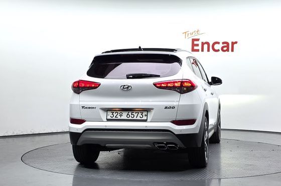 Hyundai Tucson Diesel 2.0 2WD Modern — пробег 113 412 км — фото 4 из 5