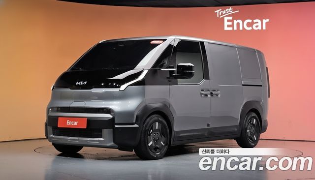 Kia PV5 Cargo Long Long Range Basic — пробег 22 632 км — фото 1 из 5
