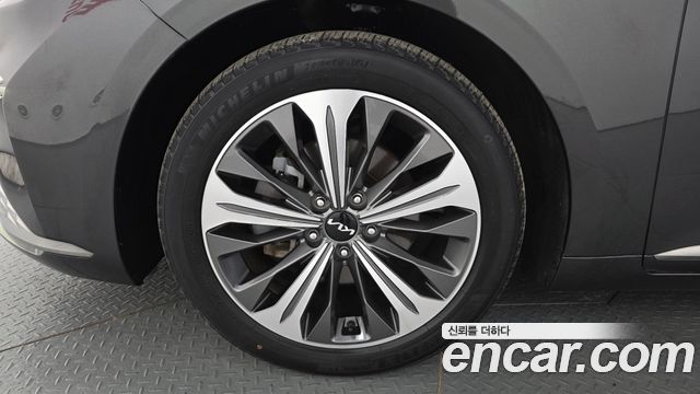 Kia K8 из Кореи Encar