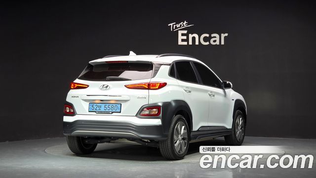 Hyundai Kona из Кореи Encar