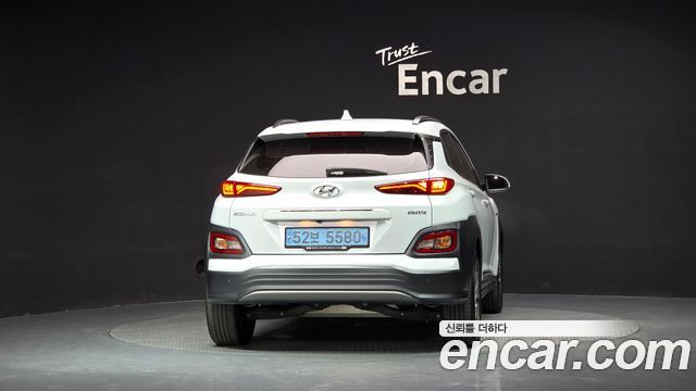 Hyundai Kona из Кореи Encar