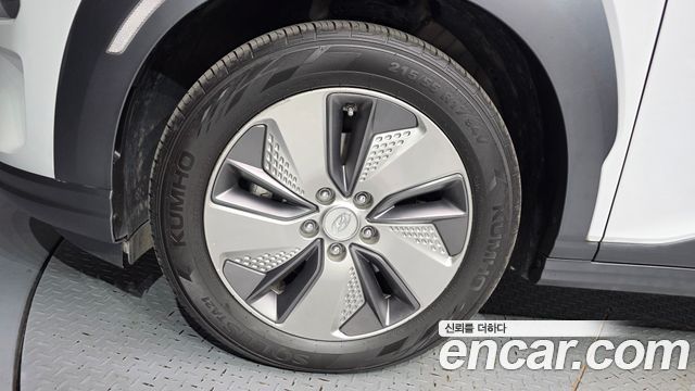 Hyundai Kona из Кореи Encar