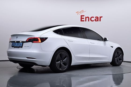 Tesla Model 3 Long Range AWD — пробег 133 777 км — фото 2 из 5
