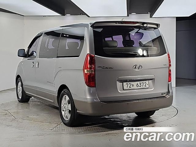 Hyundai Starex 4WD 11-Seater Wagon HVX VIP Package — пробег 166 750 км — фото 3 из 5