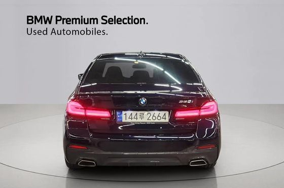 BMW 5-Series 520i M Sport — пробег 44 257 км — фото 4 из 5