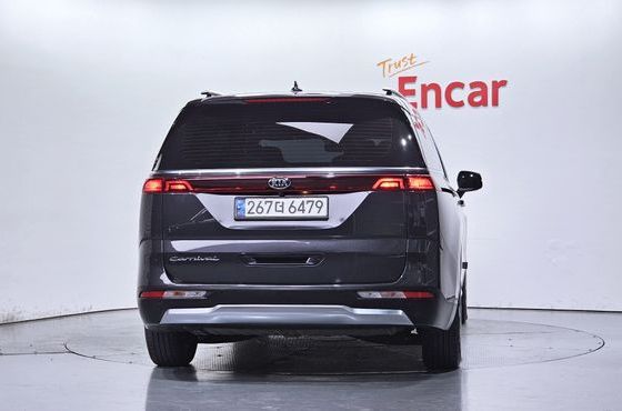 Kia Carnival Diesel 9-Seater Signature — пробег 99 605 км — фото 4 из 5