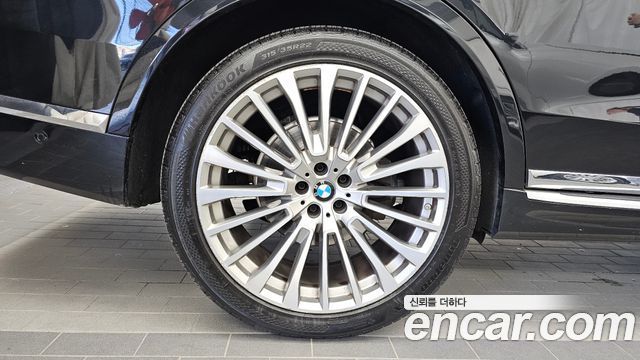 BMW X7 xDrive 40i Design Pure Excellence 6-Seater — пробег 99 961 км — фото 5 из 5