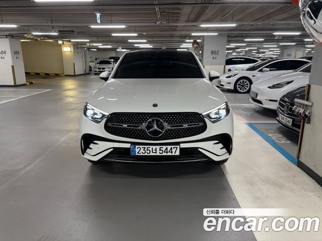 Mercedes-Benz GLC-Class GLC300 4MATIC Coupe — пробег 28 448 км — фото 1 из 5
