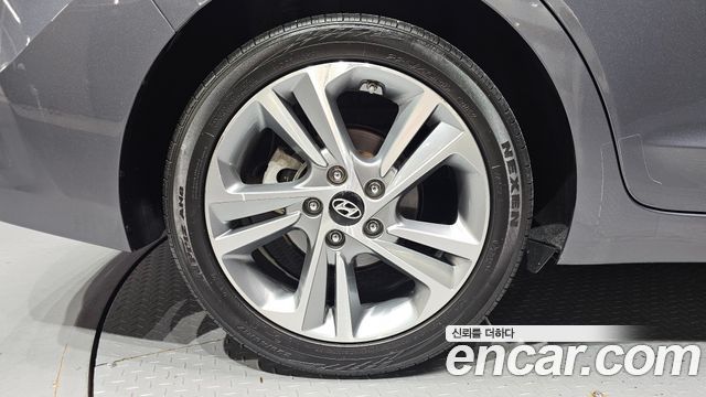 Hyundai AVANTE 1.6 GDI Premium — пробег 81 920 км — фото 5 из 5