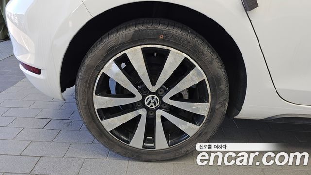 Volkswagen Golf из Кореи Encar