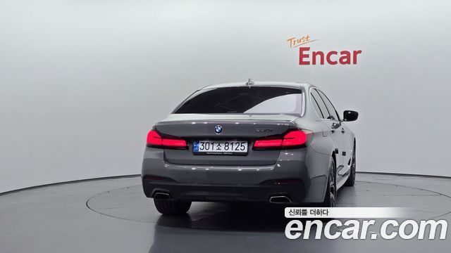 BMW 5-Series 530i M Sport Package — пробег 67 022 км — фото 4 из 5