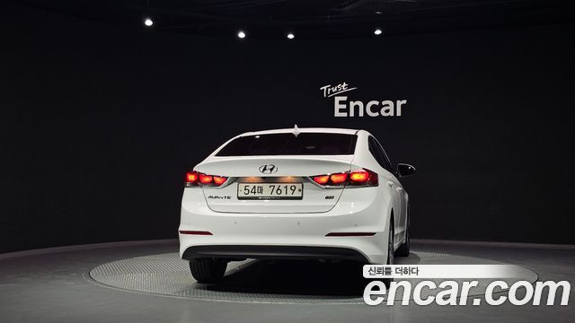 Hyundai AVANTE из Кореи Encar