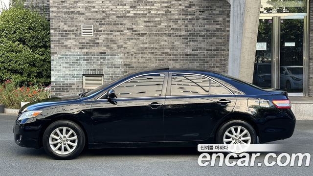 Toyota Camry XLE — пробег 306 585 км — фото 4 из 5