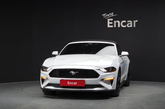 Ford Mustang Convertible — пробег 20 158 км — фото 3 из 5