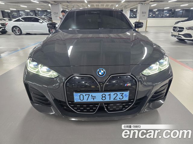BMW i4 M50 Pro — пробег 99 500 км — фото 1 из 5