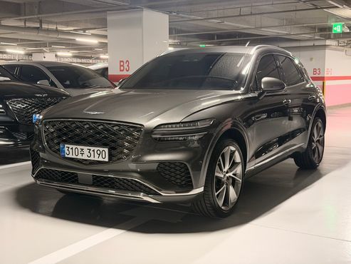 Genesis GV70 2.5T Gasoline 2WD — пробег 7 616 км — фото 1 из 5