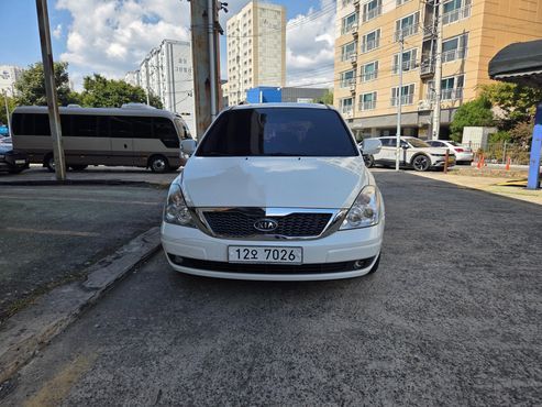 Kia Carnival New Carnival Limousine President — пробег 152 450 км — фото 2 из 5