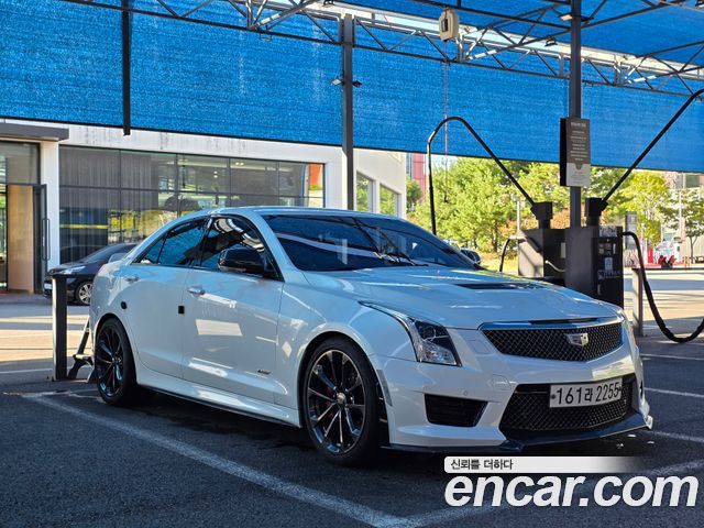 Cadillac ATS-V 3.6 Carbon Package — пробег 123 308 км — фото 1 из 5