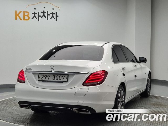 Mercedes-Benz C-Class из Кореи Encar