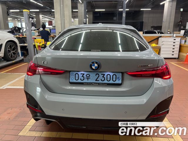 BMW i4 eDrive40 M Sports — пробег 14 793 км — фото 3 из 5