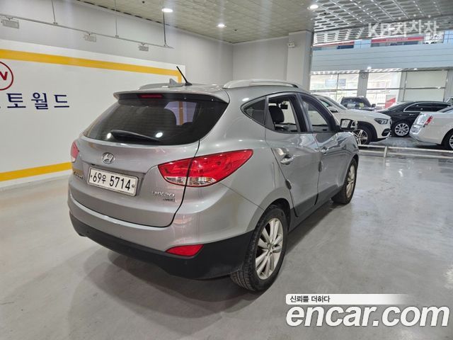 Hyundai Tucson Diesel 2WD LMX20 Premium — пробег 239 649 км — фото 5 из 5