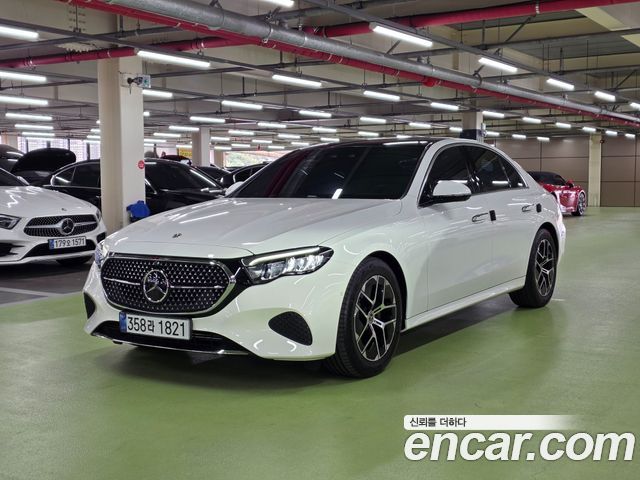 Mercedes-Benz E-Class E200 Avantgarde — пробег 15 999 км — фото 2 из 5