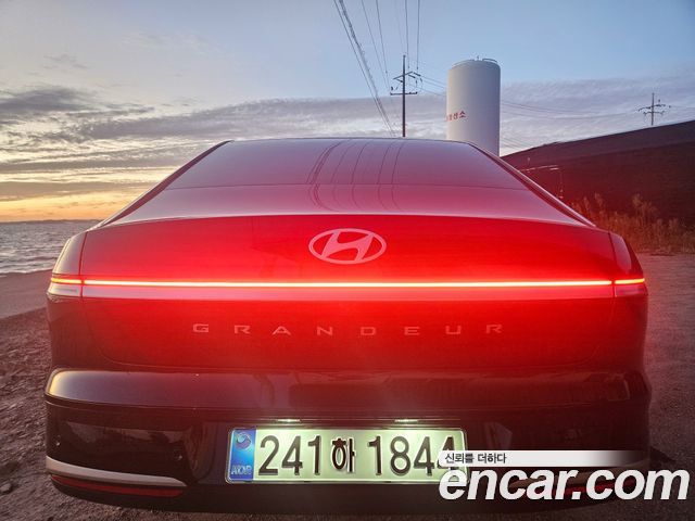 Hyundai Grandeur 2.5 Gasoline  2WD Premium — пробег 10 000 км — фото 5 из 5