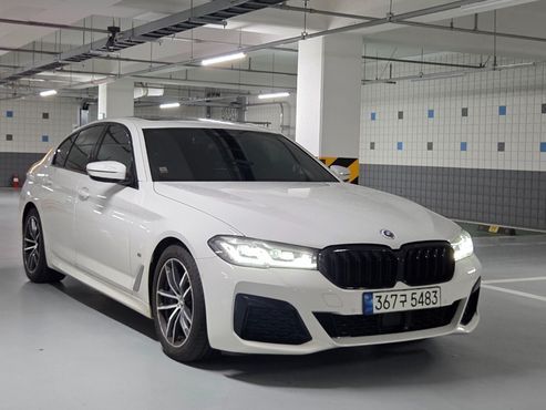 BMW 5-Series 520i M Sport — пробег 88 500 км — фото 4 из 5