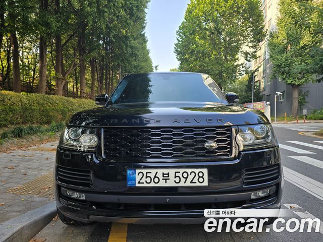 Land Rover Range Rover 4.4 SDV8 Vogue SE DIESEL — пробег 128 000 км — фото 3 из 5
